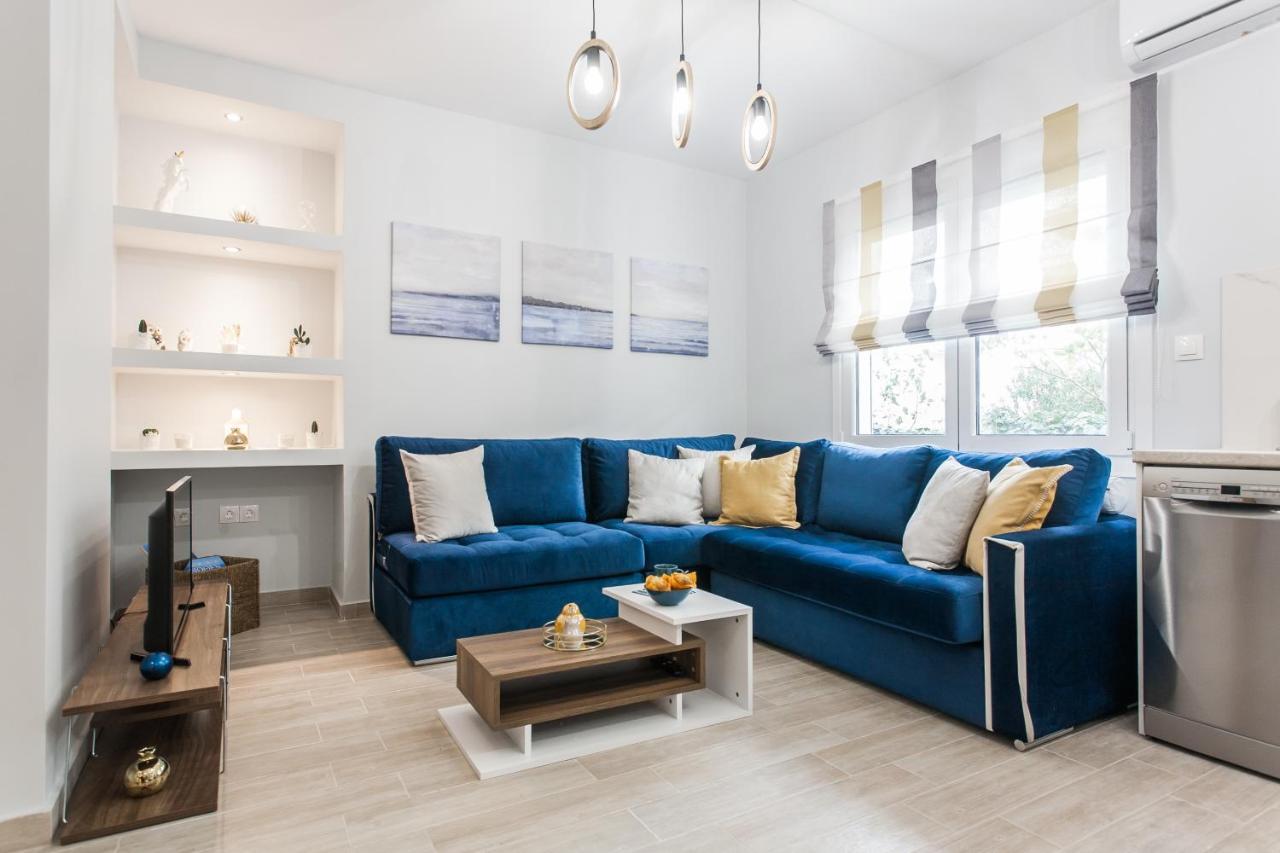 Luxury Seaside Apartment Next To Starbucks Opossite The Beach Park Of Flisvos เอเธนส์ ภายนอก รูปภาพ
