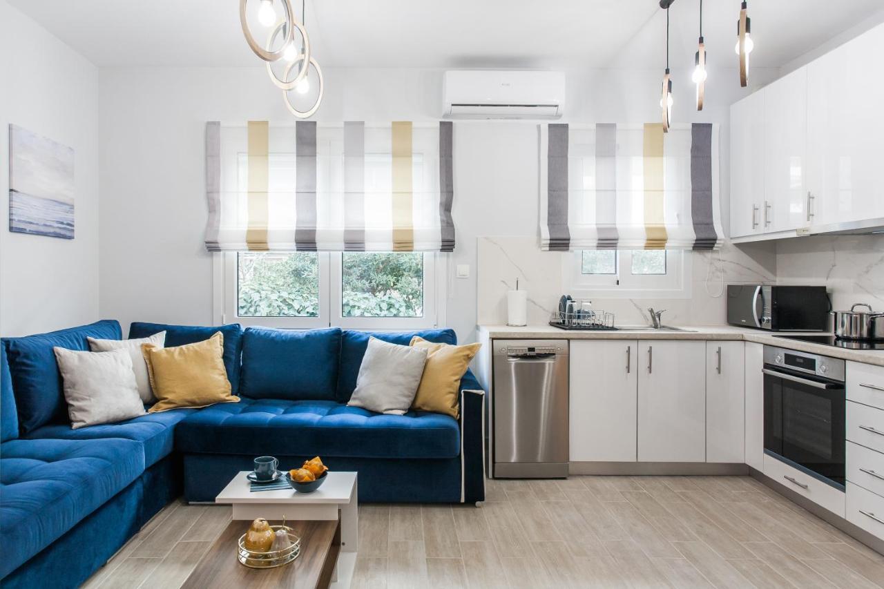 Luxury Seaside Apartment Next To Starbucks Opossite The Beach Park Of Flisvos เอเธนส์ ภายนอก รูปภาพ